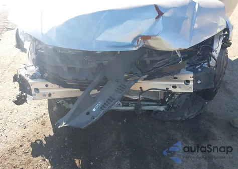 2025 Toyota Camry Le z USA, uszkodzony, nr VIN 4T1DAACKXSU091514